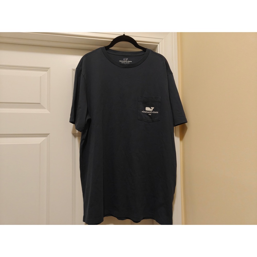 Vineyard Vines Mens FBI Whale Logo Pocket T-Shirt Blue Blazer Navy Large NEW